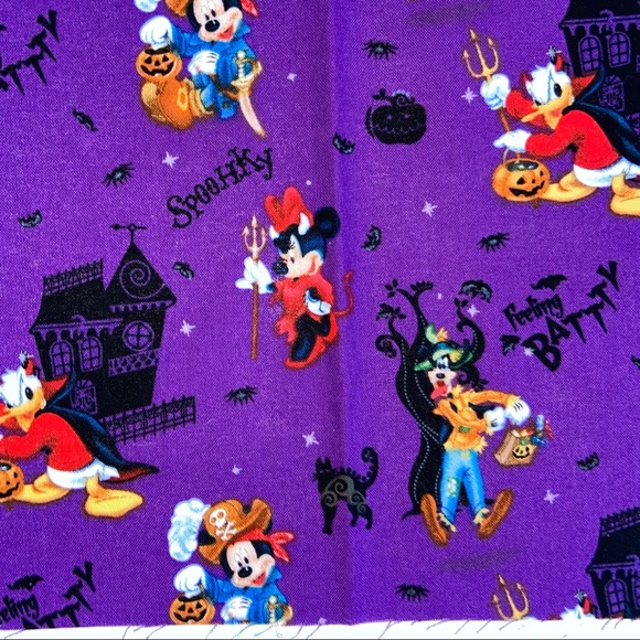 Disney Minnie Mickey Mouse Spooky Halloween Fabric 1/3 Yard 12x44 Purple/Multi - Picture 4 of 8